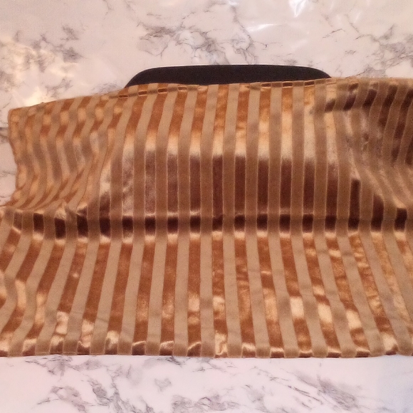 FWP  Elegant Life Home Velvet Decorative Throw Pillow Covers/Slips set of 2 - Picture 2 of 8